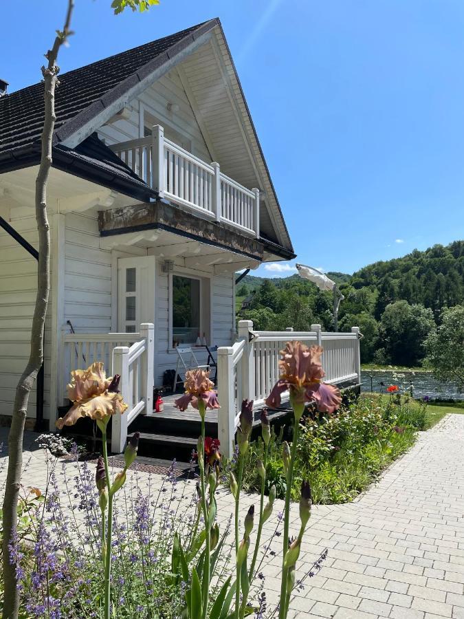 Bialy Domek Tylmanowa Exteriör bild